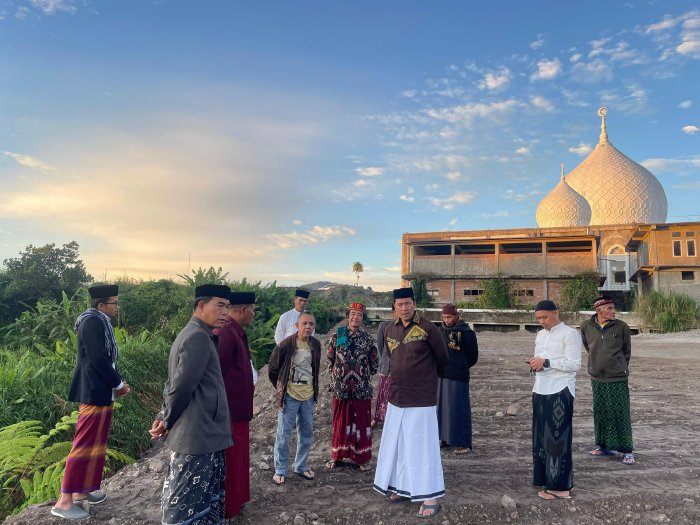 Pj Bupati Baong Tinjau Progres Perluasan Masjid Agung Babussalam