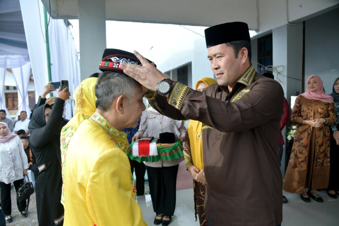 Pemkab Bener Meriah Gelar Lepas Sambut Pj. Bupati Bener Meriah Dengan Adat Gayo