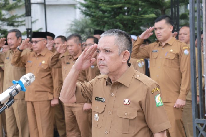 Ir. Mohd Tanwier, MM Perdana Pimpinan Apel Bersama Di Lingkungan Pemkab Bener Meriah