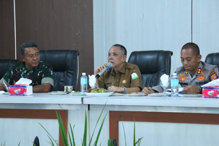 Pj Bupati Mohd Tanwier Pimpin Rapat Persiapan Perayaan HUT RI ke-79