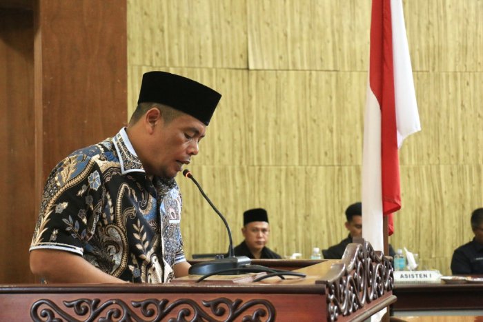 Pj Sekda Riswandika Putra Hadiri Rapat dengan Banggar DPRK Bener Meriah