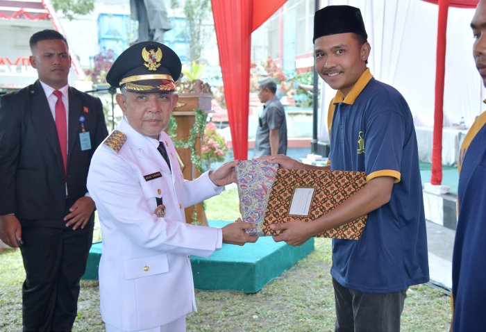 Pj Bupati Mohd Tanwier Serahkan Remisi untuk Narapidana Rutan Kelas II B Bener Meriah