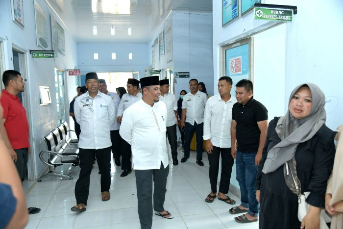 Plh Sekda Bener Meriah Tinjau Puskesmas serta Pos Damkar 007 Syiah Utama