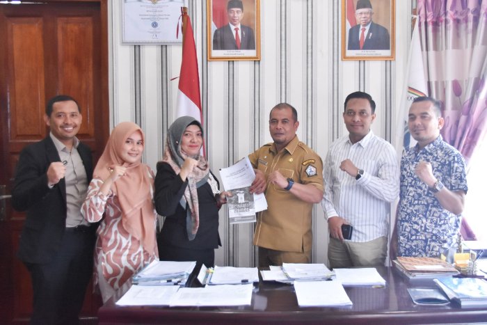 Pemkab Bener Meriah Terima Data Rekomendasi Reparasi dan Laporan Temuan dari KKR Aceh