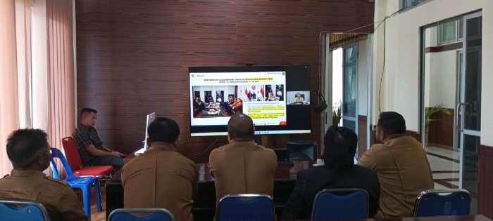 Pj Sekda Riswandika Putra Bersama Ketua DPRK Bener Meriah Ikuti Zoom Rakor Persiapan Pelantikan Kepala Daerah Pj Sekda Riswandika Putra Bersama Ketua DPRK Bener Meriah Ikuti Zoom Rakor Persiapan Pelantikan Kepala Daerah