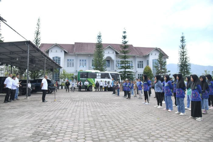 Pj Sekda Riswandika Putra Lepas Keberangkatan 46 Atlet Karate Kejurda Forki Open Karate Championship Aceh 2025