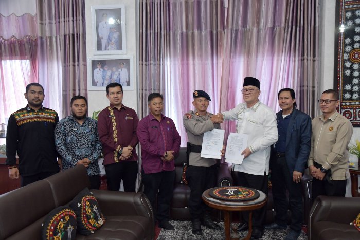 Pemerintah Kabupaten Bener Meriah melakukan penandatangan kesepakatan bersama MoU dengan Kompi 3 Batalyon B Pelopor Satuan Brimob Polda Aceh